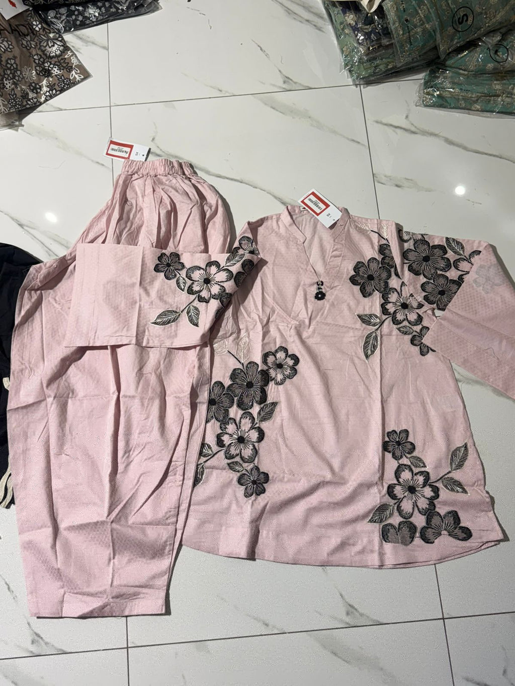 KHADDI CO-ORD SET EMBROIDED